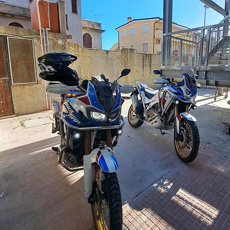 B&B Centrale Tortoli Ngoại thất bức ảnh