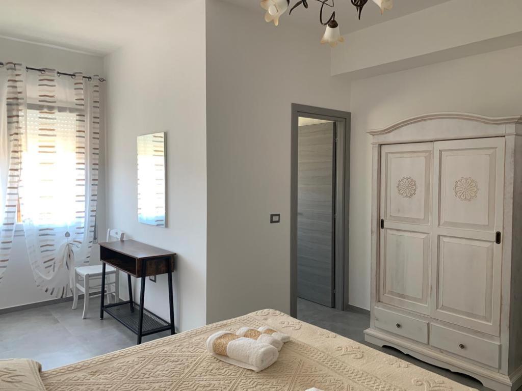 B&B Centrale Tortoli Ngoại thất bức ảnh